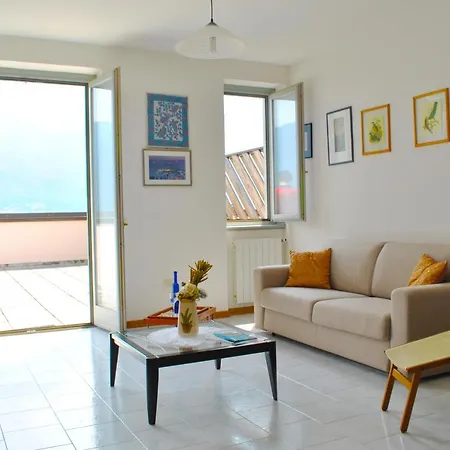 Loft With Big Terrace Lake View Apartament Sala Comacina